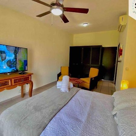 カンクン Amplia Y Calida Casa Cerca De Plaza Las Americasヴィラ エクステリア 写真