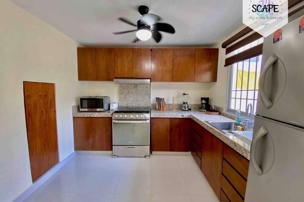 カンクン Amplia Y Calida Casa Cerca De Plaza Las Americasヴィラ エクステリア 写真