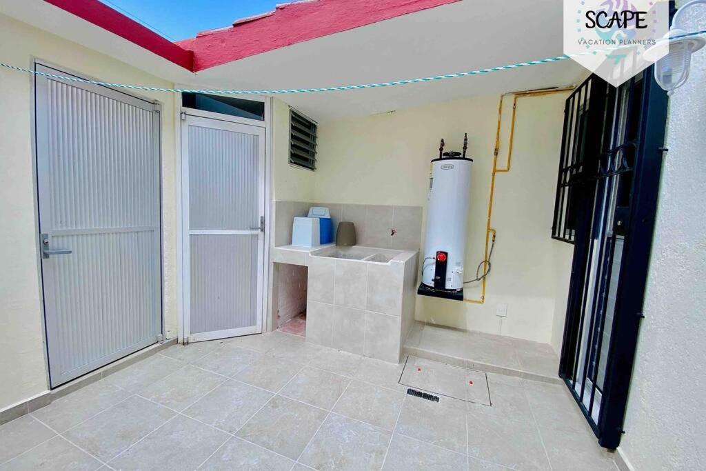 カンクン Amplia Y Calida Casa Cerca De Plaza Las Americasヴィラ エクステリア 写真